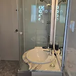 La Goleta 1 * دينايا